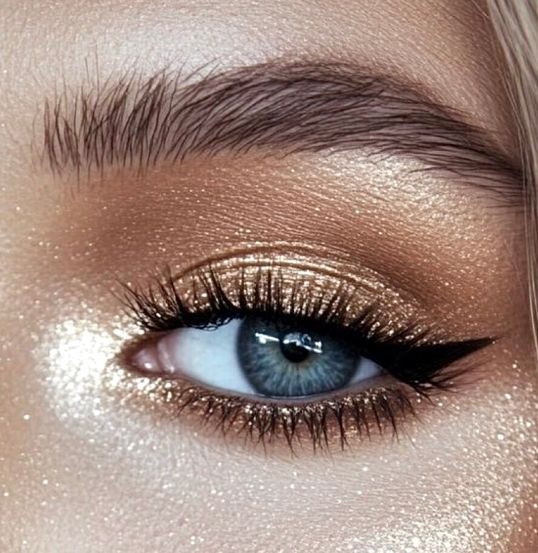 SILK LIQUID EYESHADOW MAGIC