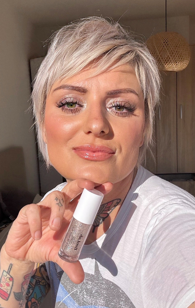 STORMI MAGIC LIQUID EYESHADOW