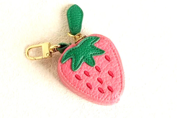 STRAWBERRY JUICE BOX